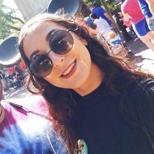 Meet your Posher, Andrea